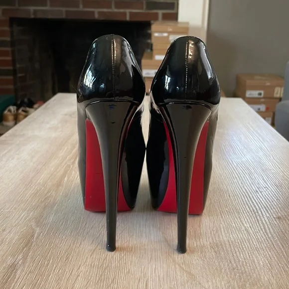 Louboutin Daffodile 160MM Black Patent Leather - 36 - Picture 4 of 9